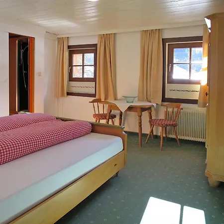 Haus Lacknerbrunn 325s *