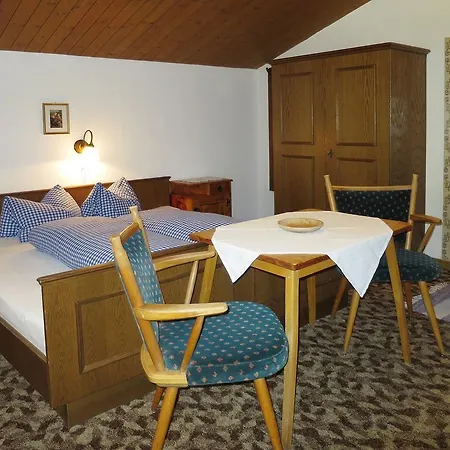 Haus Lacknerbrunn 325s *